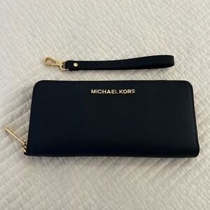 Michael Kors navy blue  Continental Wallet